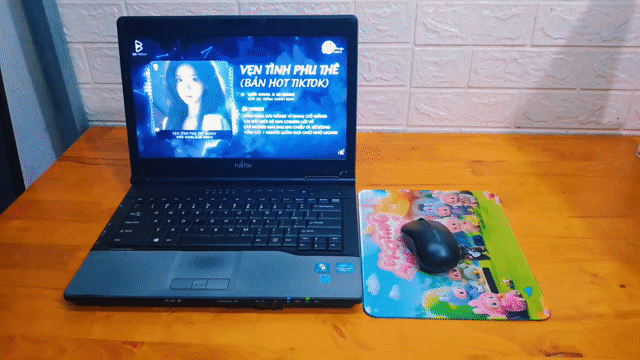 LAPTOP NHẬT FUJITSU I5 8G/256G MÀN SIÊU ĐẸP. Mua bán Laptop tại Thành phố Đồng Xoài Bình Phước được đăng bởi Xuân Trường hình 1