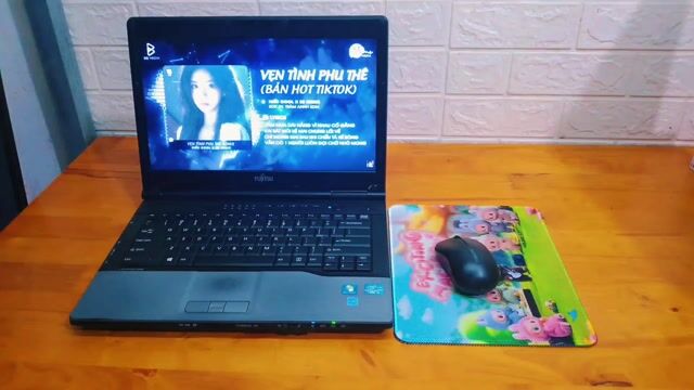 LAPTOP NHẬT FUJITSU I5 8G/256G MÀN SIÊU ĐẸP. Mua bán Laptop tại Thành phố Đồng Xoài Bình Phước được đăng bởi Xuân Trường hình 1