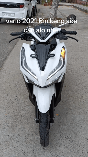 Honda Vario 2021 Trắng. Mua bán Xe máy tại Quận Liên Chiểu Đà Nẵng được đăng bởi long hình 1