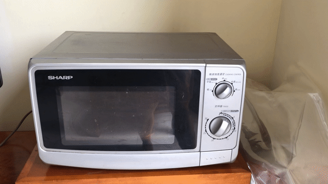 Lò vi sóng Sharp 23L. Mua bán Bếp, lò, đồ điện nhà bếp tại Quận Hoàng Mai Hà Nội được đăng bởi luat nguyen hình 1