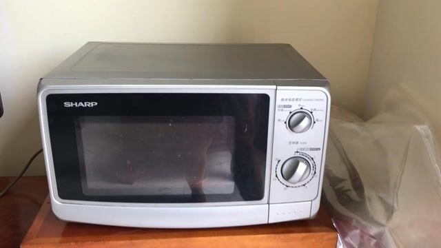 Lò vi sóng Sharp 23L. Mua bán Bếp, lò, đồ điện nhà bếp tại Quận Hoàng Mai Hà Nội được đăng bởi luat nguyen hình 1