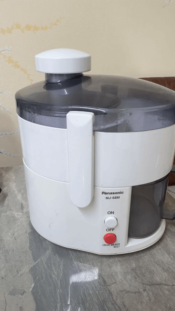 Máy ép trái cây Panasonic MJ-68M Trắng. Mua bán Bếp, lò, đồ điện nhà bếp tại Quận Phú Nhuận Tp Hồ Chí Minh được đăng bởi SƠN hình 1