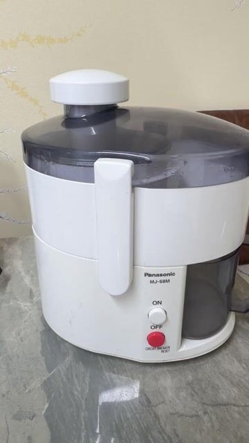 Máy ép trái cây Panasonic MJ-68M Trắng. Mua bán Bếp, lò, đồ điện nhà bếp tại Quận Phú Nhuận Tp Hồ Chí Minh được đăng bởi SƠN hình 1