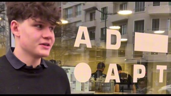 Des ciseaux, du style, et des sourires : plongée dans l’art de coiffer !