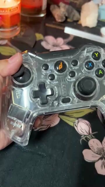 Tay cầm chơi game không dây trong suốt. Mua bán Thiết bị chơi game tại Quận Liên Chiểu Đà Nẵng được đăng bởi Đặng Ngọc Vũ hình 1