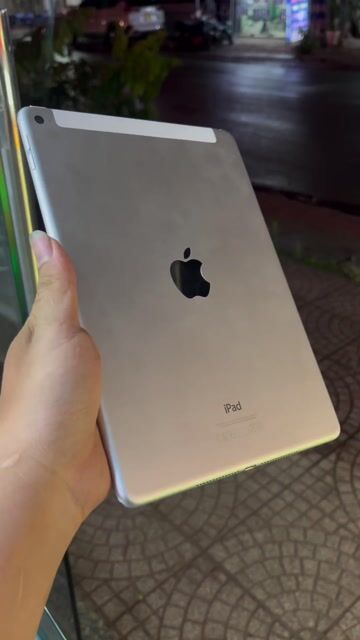 Apple iPad Air 2 64GB Bạc. Mua bán Máy tính bảng tại Thành phố Dĩ An Bình Dương được đăng bởi Bảo hình 1