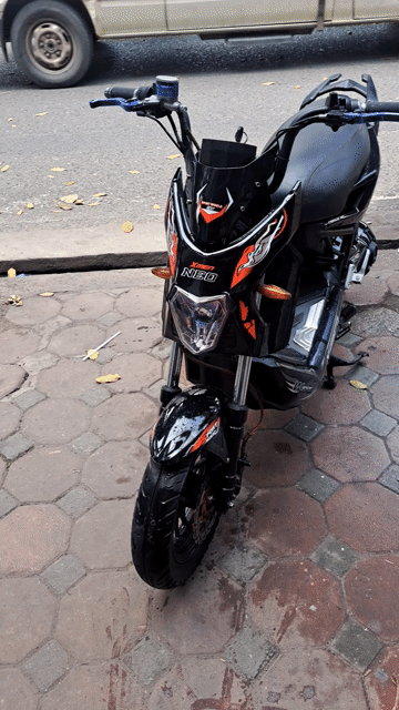 Bán xe điện Xmen màu đen. Mua bán Xe máy tại Quận Đống Đa Hà Nội được đăng bởi Thiên Hương hình 1