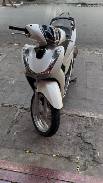 Honda SH 125  2020 biển Vip 29B2 Ba Đình. Mua bán Xe máy tại Quận Hai Bà Trưng Hà Nội được đăng bởi Nguyễn Thành Trung hình 1