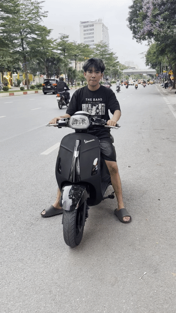 Xe máy điện Vespa Đen đã sử dụng. Mua bán Xe máy tại Quận Cầu Giấy Hà Nội được đăng bởi Xe Điện Uy Tín  hình 1