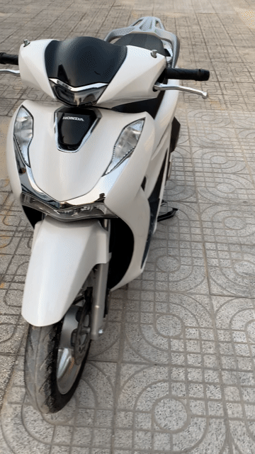Honda SH 125i 2024 BSTP Odo 13k Xe Đẹp Giá Tốt. Mua bán Xe máy tại Quận Gò Vấp Tp Hồ Chí Minh được đăng bởi Khương Phan hình 1