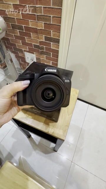Máy ảnh Canon EOS R50 Chính Hãng VN Lens Kit 18-45. Mua bán Máy ảnh, Máy quay tại Thành phố Thủ Đức Tp Hồ Chí Minh được đăng bởi Hang Dang hình 2