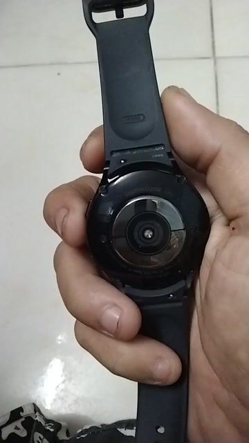 Samsung Galaxy Watch 5 Đen 44mm. Mua bán Thiết bị đeo thông minh tại Quận 7 Tp Hồ Chí Minh được đăng bởi Thiên Lộc hình 1