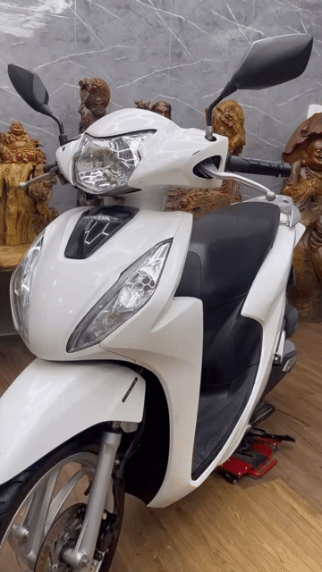 Honda Vision 2022 chính chủ biển sg máy zin. Mua bán Xe máy tại Quận 7 Tp Hồ Chí Minh được đăng bởi Xe Cũ Hiếu CT hình 1