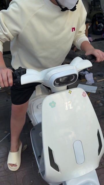 V1 ULTRA ,V2-SLAY,VEKOO,VESPA 946-NEW 100% BÌNH. Mua bán Xe đạp tại Quận Bình Tân Tp Hồ Chí Minh được đăng bởi XE ĐIỆN GIÁ KHO hình 1