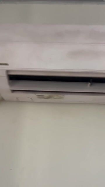 Mình sắp chuyển nhà cần thanh lý Máy lạnh TOSHIBA. Mua bán Máy lạnh, điều hoà tại Huyện Hóc Môn Tp Hồ Chí Minh được đăng bởi Ngọc  hình 1