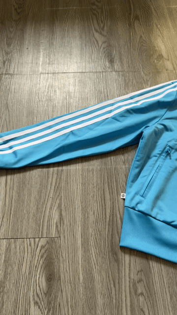 Áo khoác Adidas XS Unisex Xanh. Mua bán Quần áo tại Quận Bình Thạnh Tp Hồ Chí Minh được đăng bởi Giàu Đặng hình 1