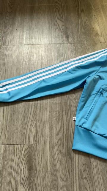 Áo khoác Adidas XS Unisex Xanh. Mua bán Quần áo tại Quận Bình Thạnh Tp Hồ Chí Minh được đăng bởi Giàu Đặng hình 1