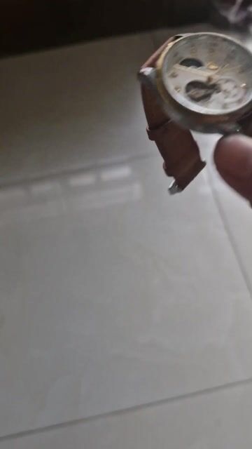 Đồng hồ nam Da màu Nâu. Mua bán Đồng hồ tại Quận 12 Tp Hồ Chí Minh được đăng bởi hiếu pham hình 1