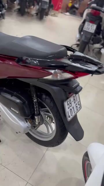 Honda SH 125 2016 Đỏ Sport.Khoá Makey.BSTP. Mua bán Xe máy tại Quận 6 Tp Hồ Chí Minh được đăng bởi Cửa Hàng Xe Máy Hoà Bùi hình 1