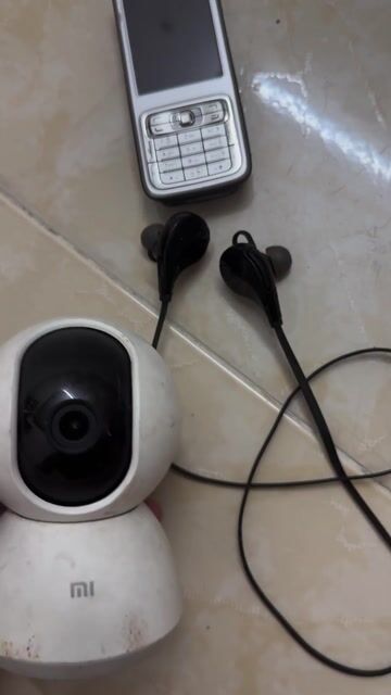Camera xiaomi 360 độ kèm Nokia N73 tai anker sống