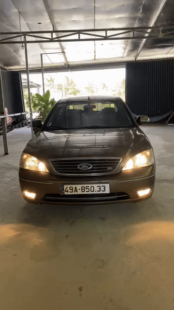 Ford Mondeo V6 2004 Nâu Số tự động 120000km. Mua bán Ô tô tại Huyện Long Phú Sóc Trăng được đăng bởi Lão Nông hình 1