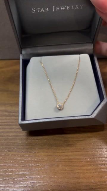 Dây chuyền STAR JEWELRY K18 Kim cương Nhật Bản. Mua bán Phụ kiện thời trang khác tại Quận 1 Tp Hồ Chí Minh được đăng bởi Aimi Tanaka hình 1