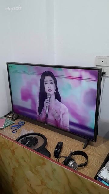 Tivi LG 43UJ632T 4K Like New. Mua bán Tivi, Âm thanh tại Quận Nam Từ Liêm Hà Nội được đăng bởi ThanhPhatStore hình 1