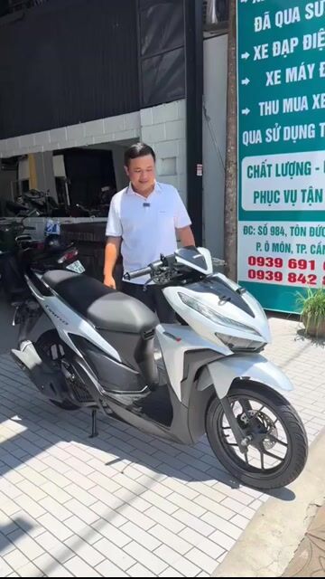 Vario 125 2022 bạc poócher.. Mua bán Xe máy tại Quận Ô Môn Cần Thơ được đăng bởi Trần Tùng hình 1