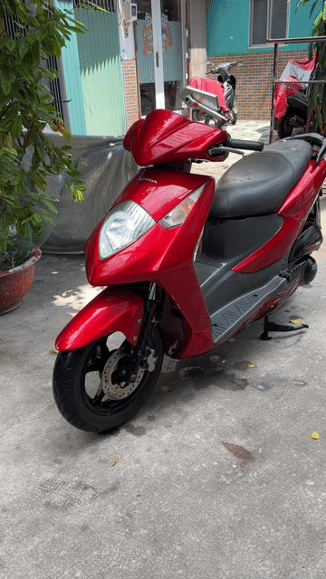 Honda Dylan 150 Đỏ Êm, zin chưa bung. Mua bán Xe máy tại Quận 3 Tp Hồ Chí Minh được đăng bởi Phạm thanh Trí  hình 1