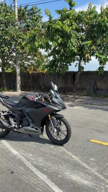 Honda CBR 150 Đen 6.000km. Mua bán Xe máy tại Quận Thanh Khê Đà Nẵng được đăng bởi Ku Tý hình 1