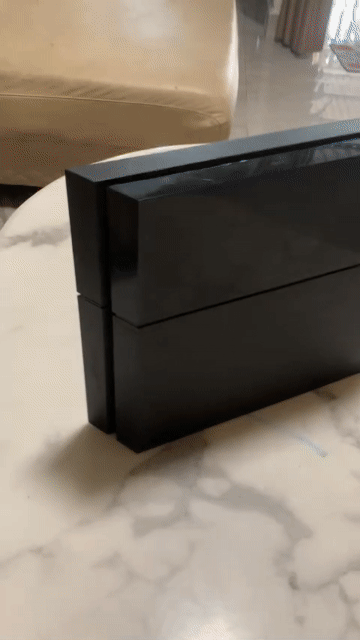 Máy chơi game Sony PlayStation 4 Fat 500GB Đen. Mua bán Thiết bị chơi game tại Thành phố Thủ Dầu Một Bình Dương được đăng bởi Lê Thị Tiên hình 1
