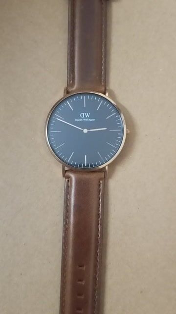Đồng hồ Daniel Wellington Nam 40mm. Mua bán Đồng hồ tại Quận Gò Vấp Tp Hồ Chí Minh được đăng bởi Ngày đầy nắng hình 1