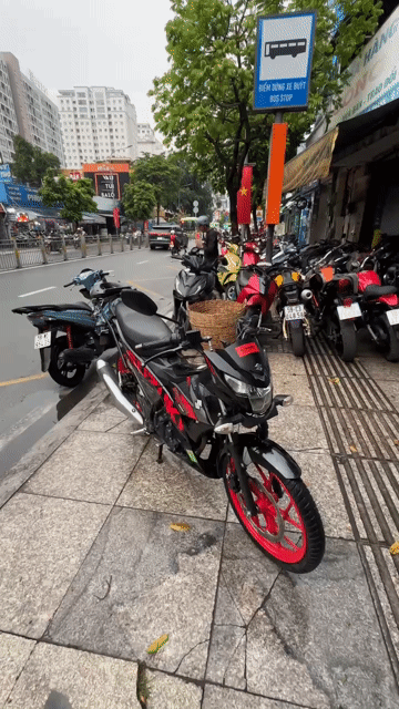 Suzuki Raider Fi 2020 Đen Đỏ. Mua bán Xe máy tại Quận Tân Phú Tp Hồ Chí Minh được đăng bởi Tuanduy hình 1