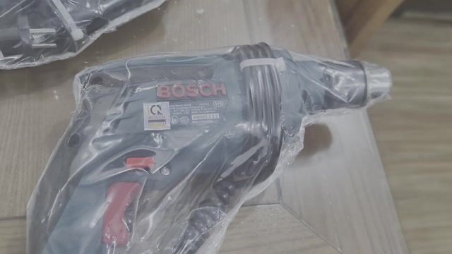 Hai máy Bosch còn mới nguyên 100% có tem đầy đủ