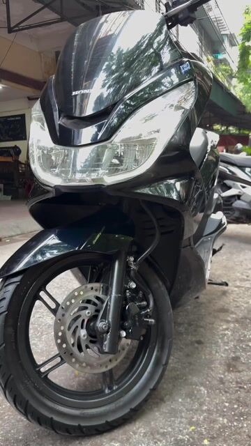 Honda Pcx đời đèn led dáng sang trọng 29H1. Mua bán Xe máy tại Quận Ba Đình Hà Nội được đăng bởi Xe Máy Nam Thi hình 1