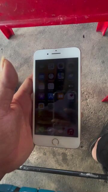 lPhone 8 Plus 64GB vân nhạy, full, máy như mới. Mua bán Điện thoại tại Thành phố Thủ Đức Tp Hồ Chí Minh được đăng bởi Nguyen Vu Phi Hai  hình 1