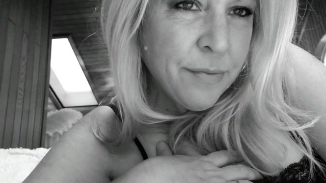 Model - Mistress Alexandria joi