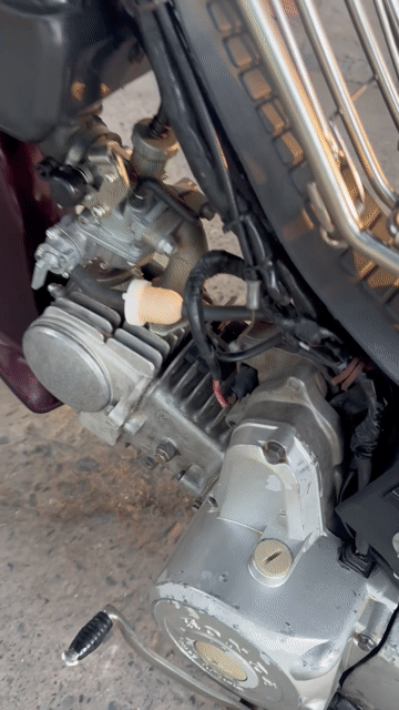 Honda Dream màu Nâu đỏ. Mua bán Xe máy tại Huyện Hóc Môn Tp Hồ Chí Minh được đăng bởi Anh bi hình 1