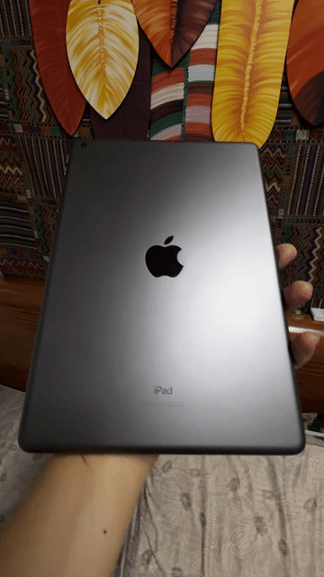 Apple iPad Gen 8 32GB Xám. Mua bán Máy tính bảng tại Thành phố Thủ Dầu Một Bình Dương được đăng bởi Tùng Nguyễn hình 1