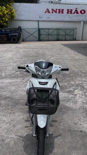 Honda Future LED 2023 Trắng. Mua bán Xe máy tại Quận Bình Thạnh Tp Hồ Chí Minh được đăng bởi Văn Lâm hình 1