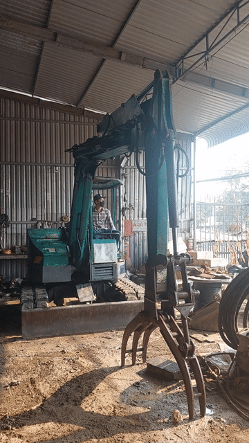 Xe cuốc Yanmar 50 Gàu gắp. Mua bán Phương tiện khác tại Thành phố Biên Hòa Đồng Nai được đăng bởi Danh  hình 1