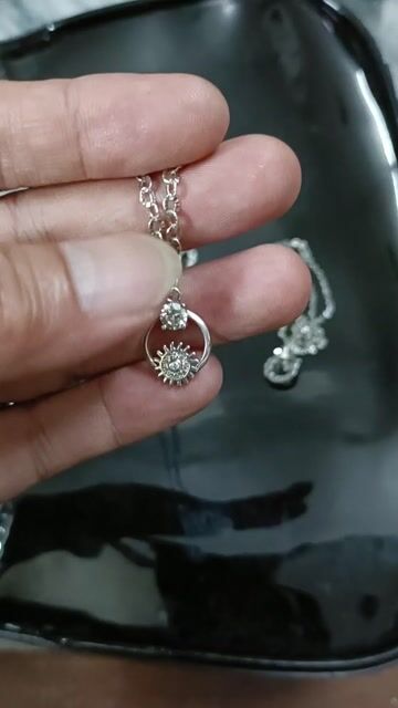 Dây chuyền Nữ Bạc Đá 50cm. Mua bán Phụ kiện thời trang khác tại Quận Hoàng Mai Hà Nội được đăng bởi Xtung hình 1