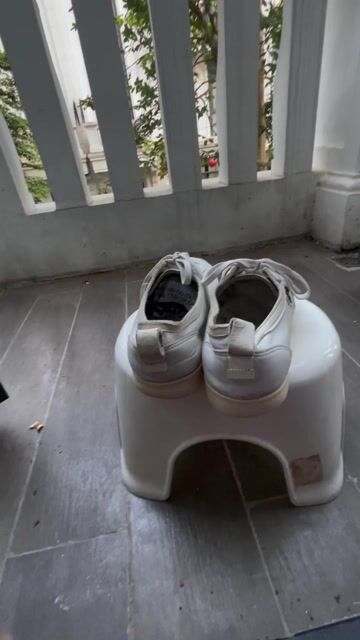 Giày thể thao Descente Nam Da Trắng Size 41. Mua bán Giày dép tại Quận Long Biên Hà Nội được đăng bởi Mr Quang hình 1