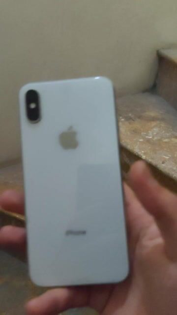 Apple iPhone X 64GB Trắng Đã sử dụng. Mua bán Điện thoại tại Quận Hoàng Mai Hà Nội được đăng bởi Đoàn Hoàng hình 1