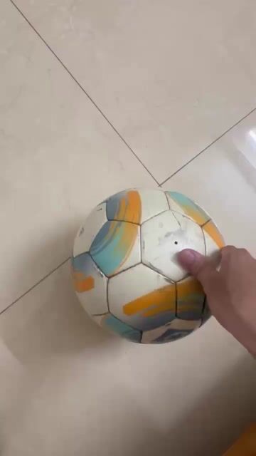 Bóng đá VietFootball Trắng, xanh, cam. Mua bán Đồ thể thao, Dã ngoại tại Huyện Thanh Trì Hà Nội được đăng bởi Triệu Tuấn Linh hình 1