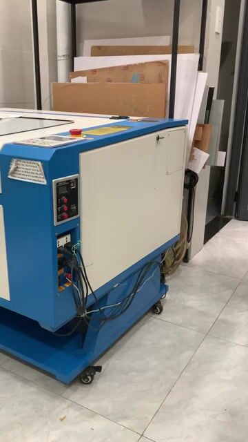 máy cắt laser co2, khắc dưa hấu, khắc gỗ, mica. Mua bán Đồ chuyên dụng, Giống nuôi trồng tại Quận Gò Vấp Tp Hồ Chí Minh được đăng bởi Dung Nguyen hình 1