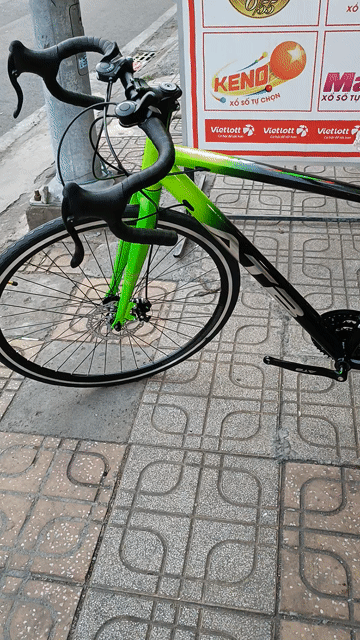 Xe đạp thể thao khung bánh 700 (mới). Mua bán Xe đạp tại Thành phố Thủ Đức Tp Hồ Chí Minh được đăng bởi MUA BÁN TRAO ĐỔI XE ĐẠP MỚI CŨ hình 1