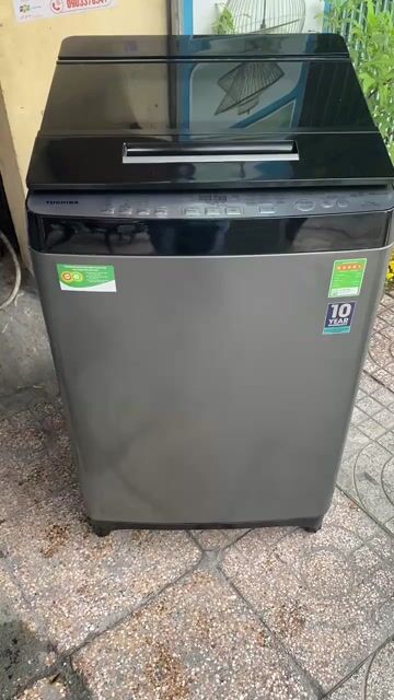máy giặt Toshiba 11kg Inverter mới 90%. Mua bán Máy giặt tại Quận Tân Phú Tp Hồ Chí Minh được đăng bởi Điện Lạnh Thanh Sang hình 1