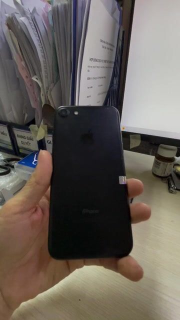 Apple iPhone 7 32GB Đen q tế zin mượt. Mua bán Điện thoại tại Quận Bình Tân Tp Hồ Chí Minh được đăng bởi Tantaimobile hình 1