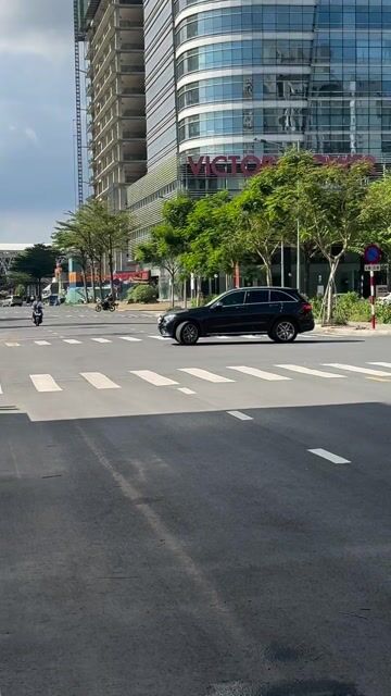 Mercedes GLC300 4MATIC 2018 Đen. Mua bán Ô tô tại Quận 11 Tp Hồ Chí Minh được đăng bởi Minh 45678 hình 1